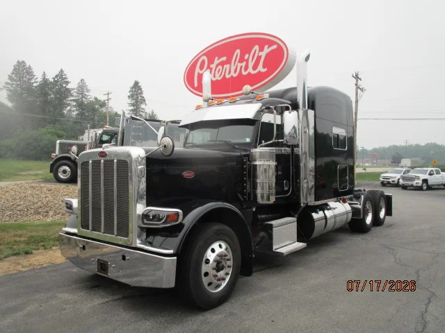 2022 Peterbilt 389