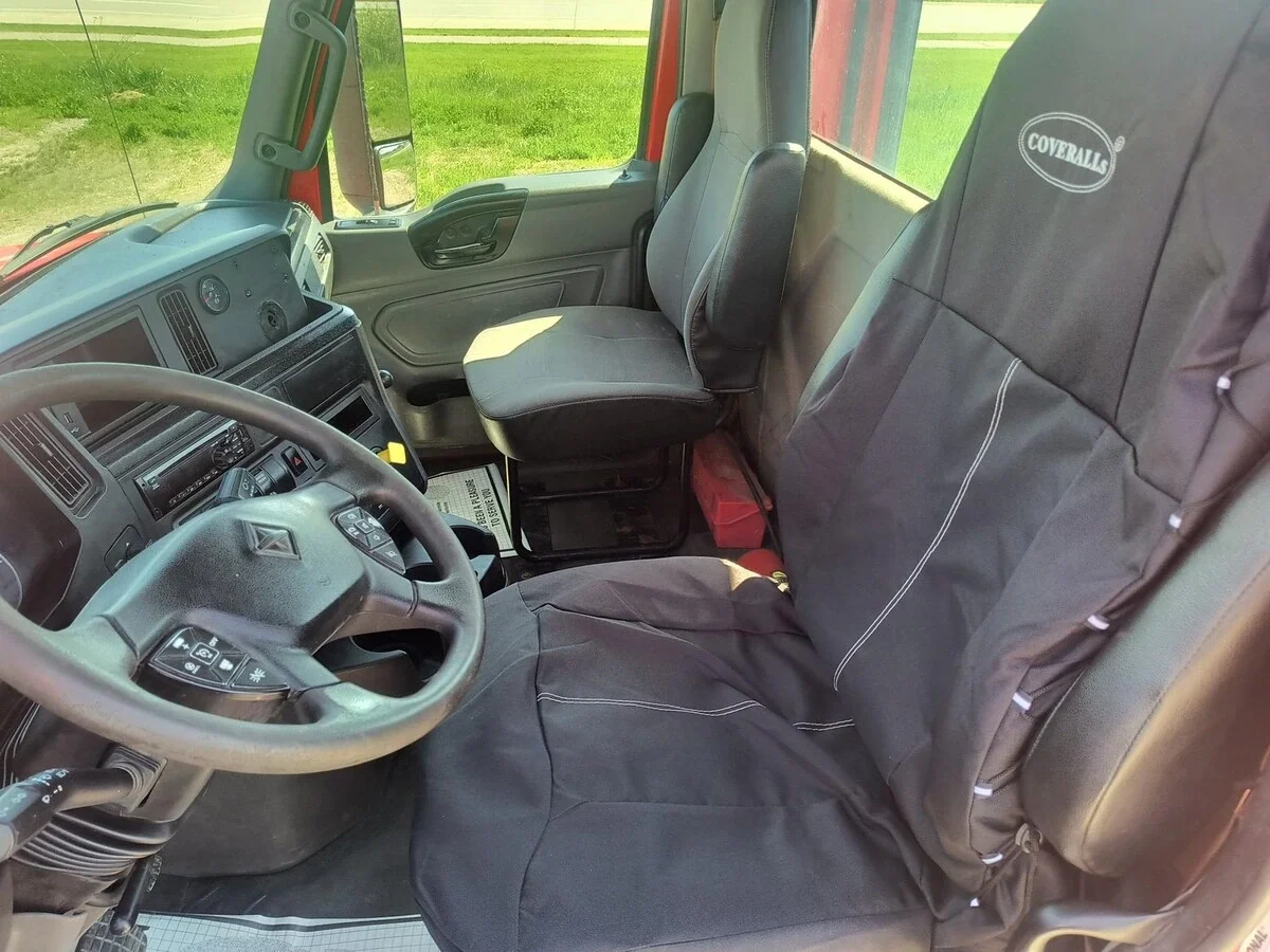 2020 International LT in Chippewa Falls, WI — photo 10