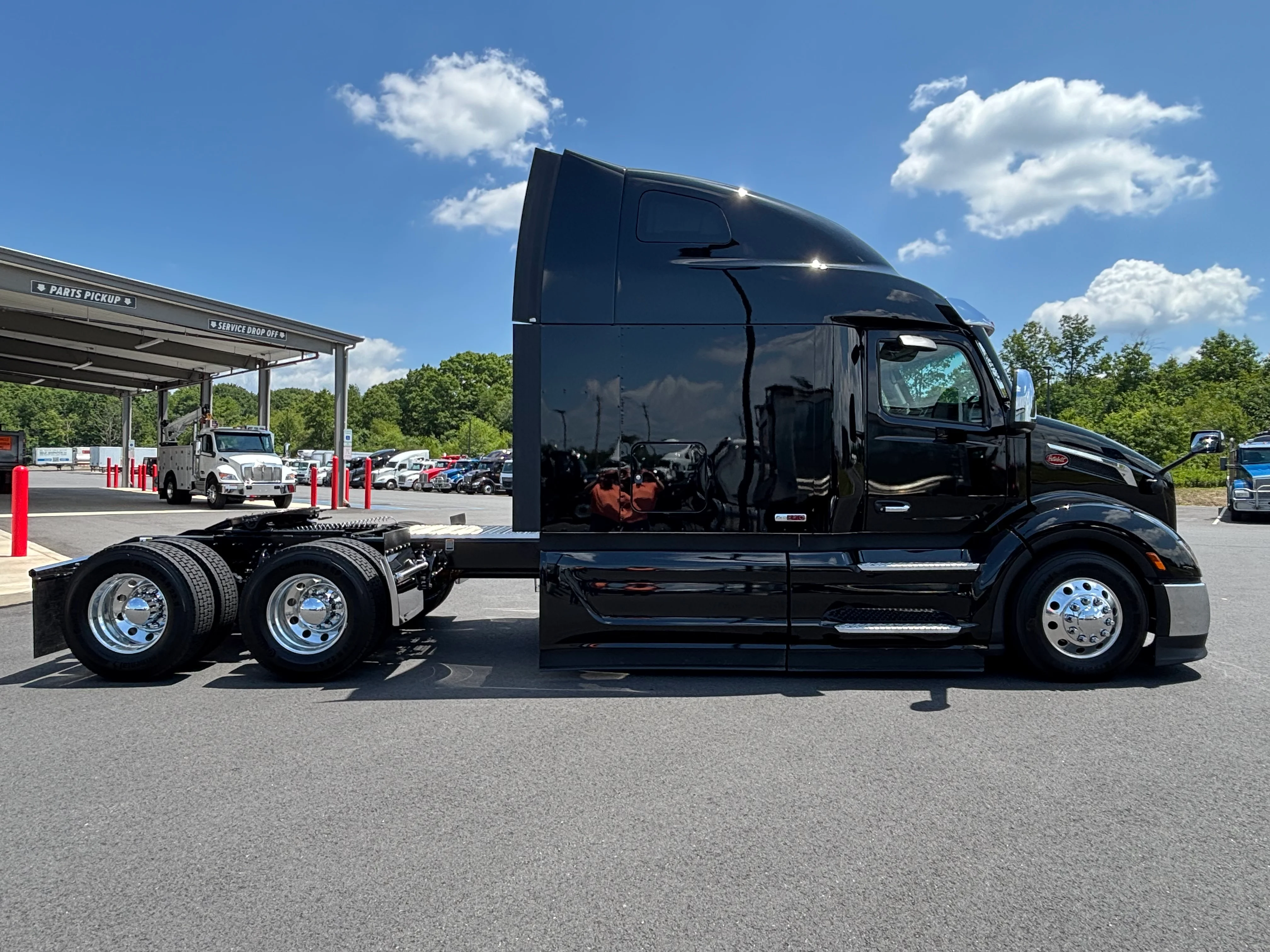 2027 Peterbilt 579 in Scranton, PA — photo 6