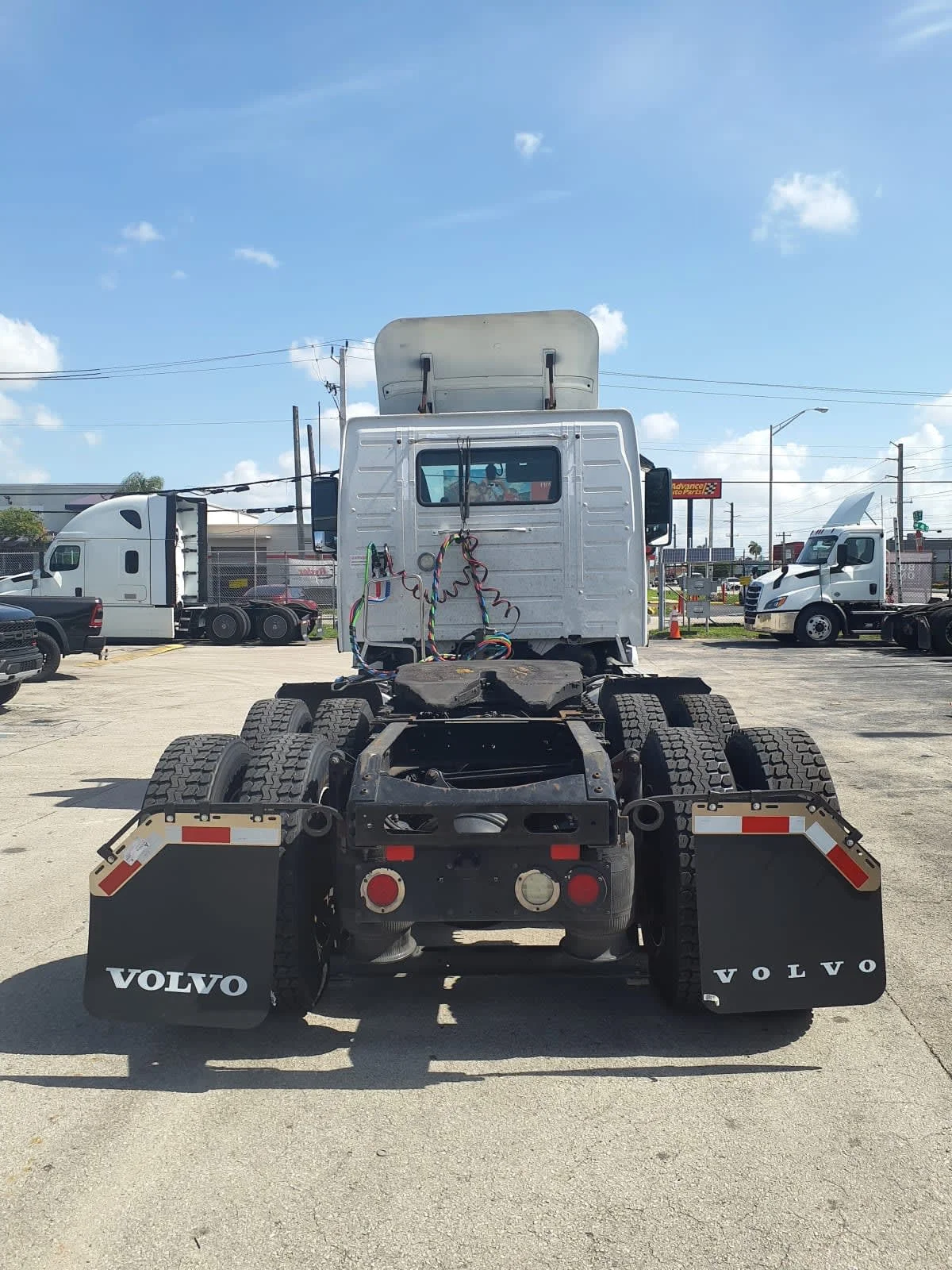 2019 Volvo in Miami, FL — photo 5