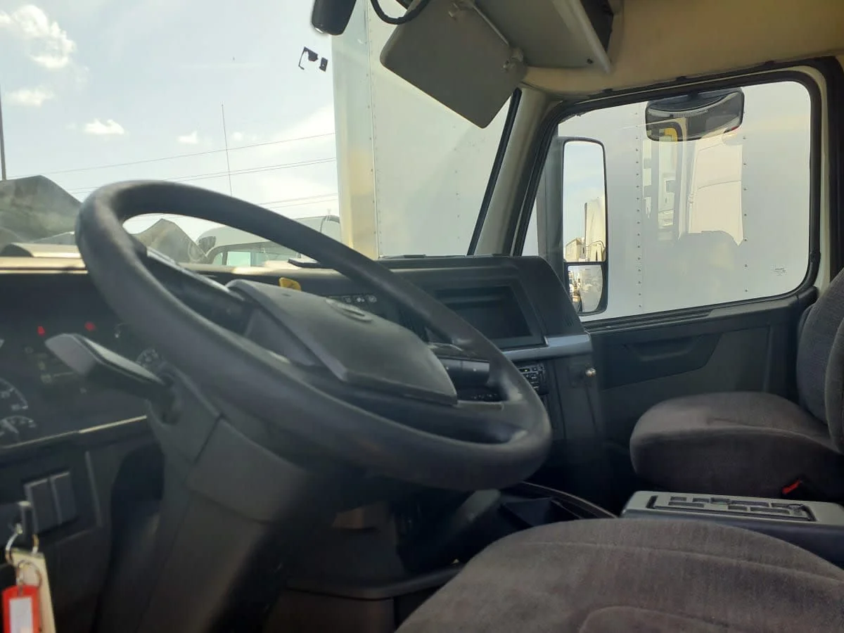 2019 Volvo in Miami, FL — photo 7
