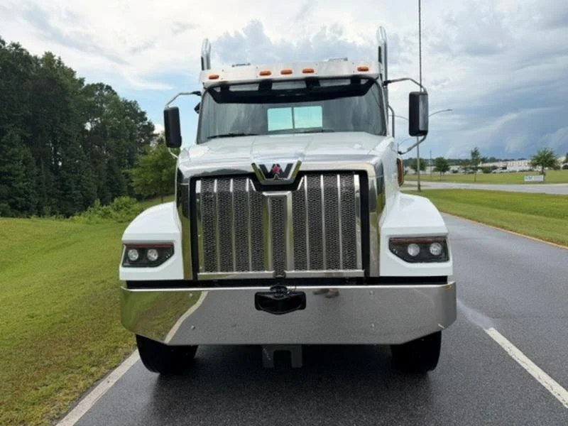 2026 Western Star — photo 2
