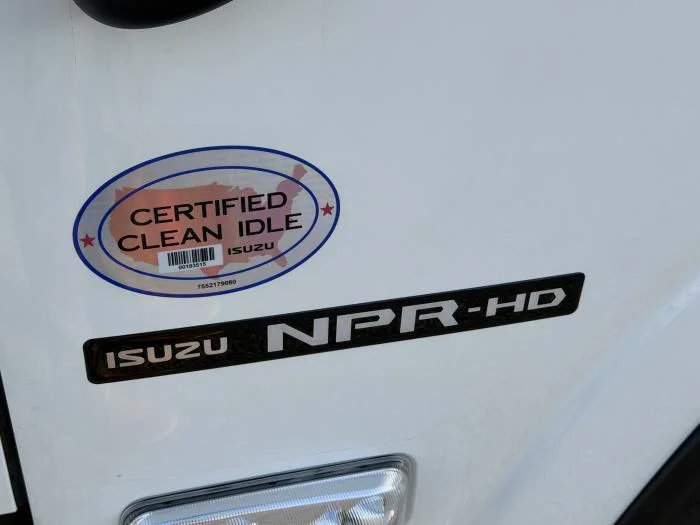 2025 Isuzu NPR - image 14