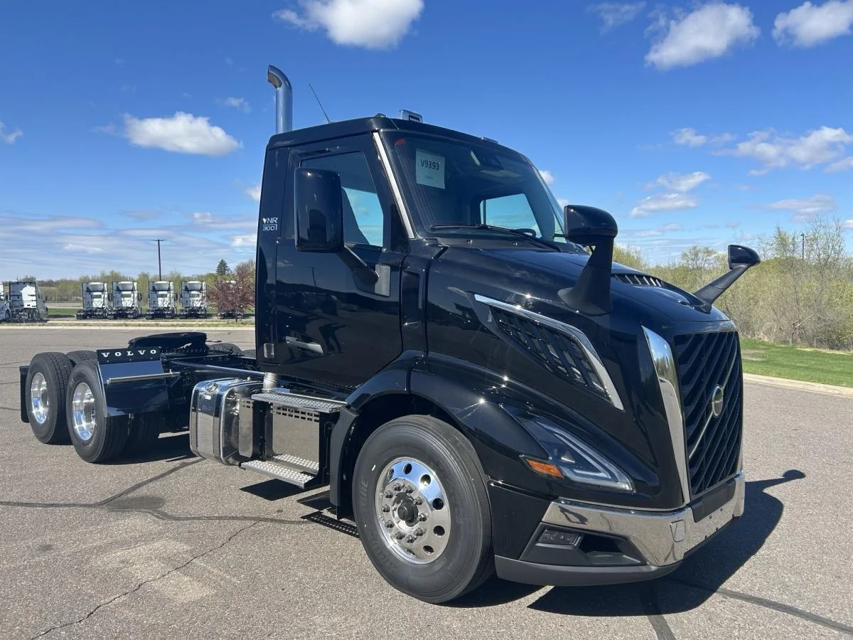 2027 Volvo in Sauk Rapids, MN — photo 7