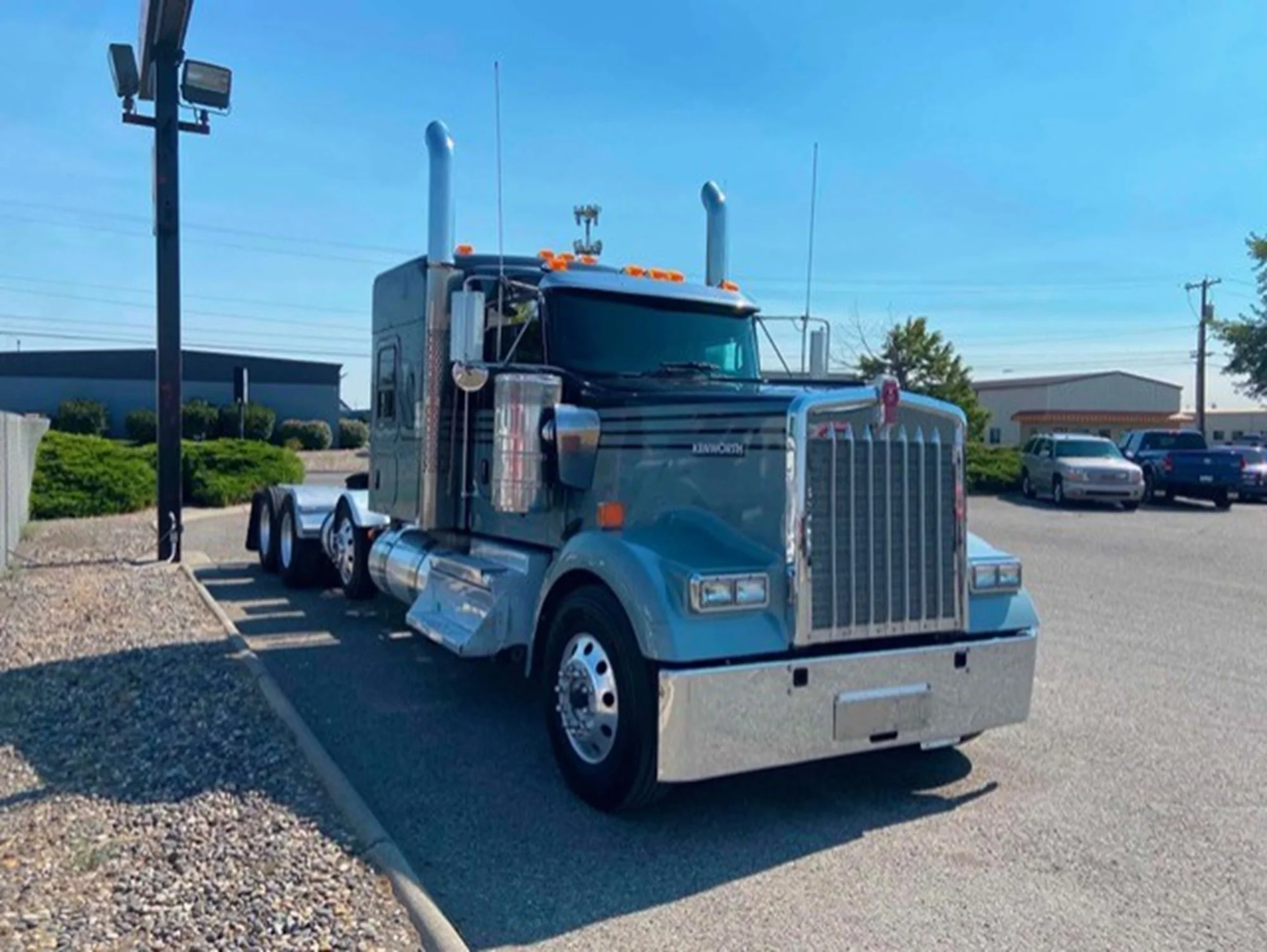 2024 Kenworth W900 in Pasco, WA — photo 4