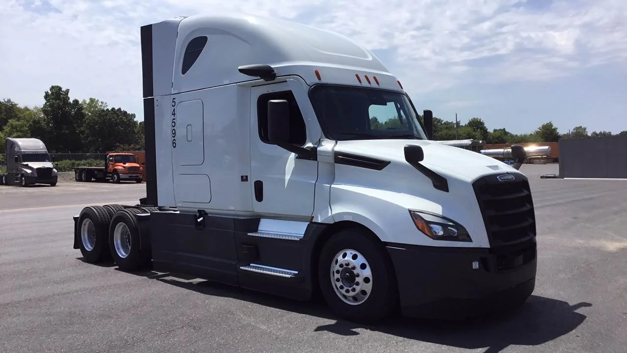 2023 Freightliner Cascadia