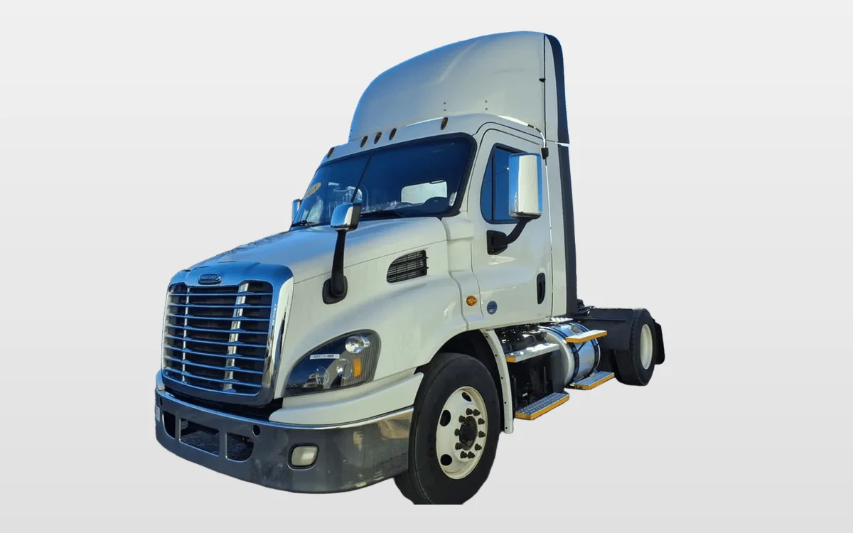 2018 Freightliner - image 1