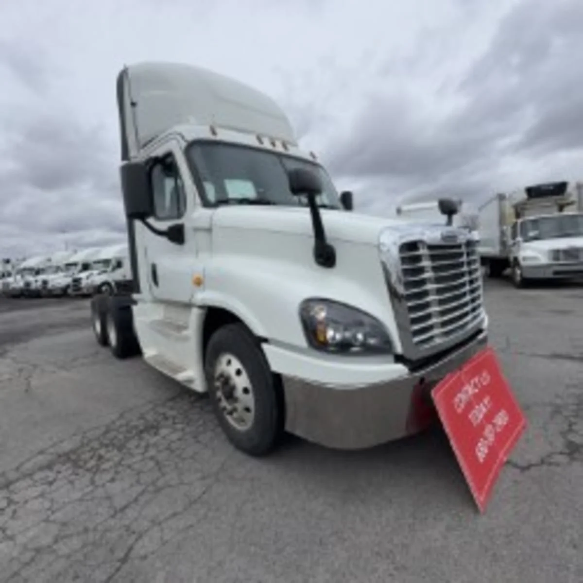 2019 Freightliner Cascadia in Syracuse, NY — photo 3