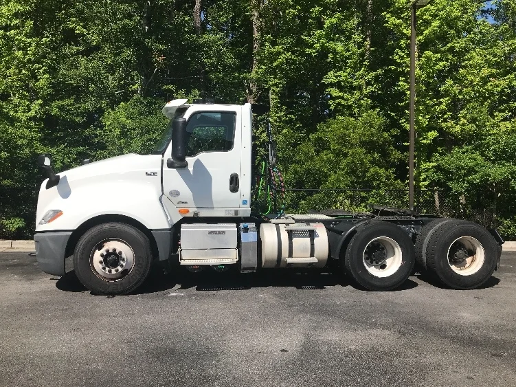 2019 International LT in Ladson, SC — photo 4