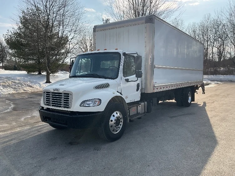 2019 Freightliner eM2 in King Of Prussia, PA — photo 3