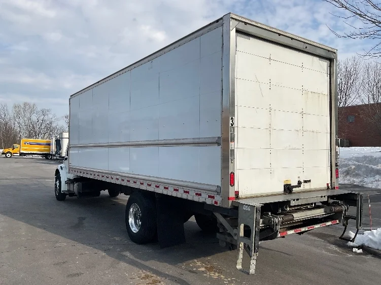 2019 Freightliner eM2 in King Of Prussia, PA — photo 6