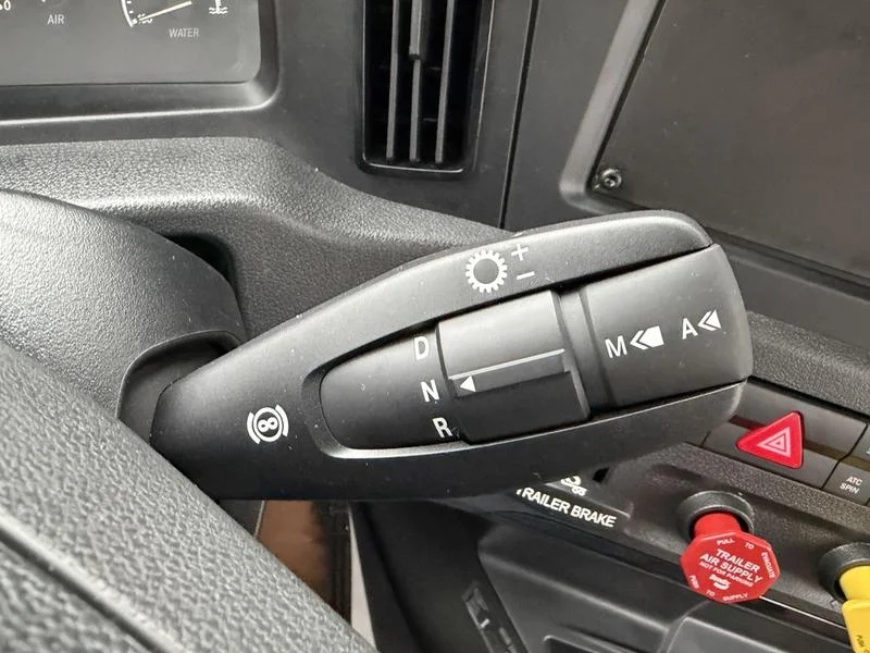 2026 Freightliner Cascadia - image 16