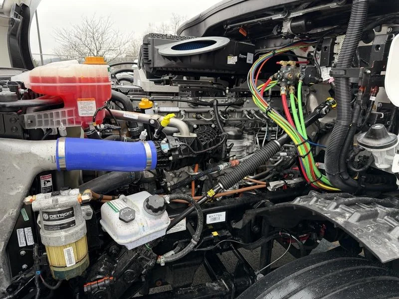 2026 Freightliner Cascadia - image 20