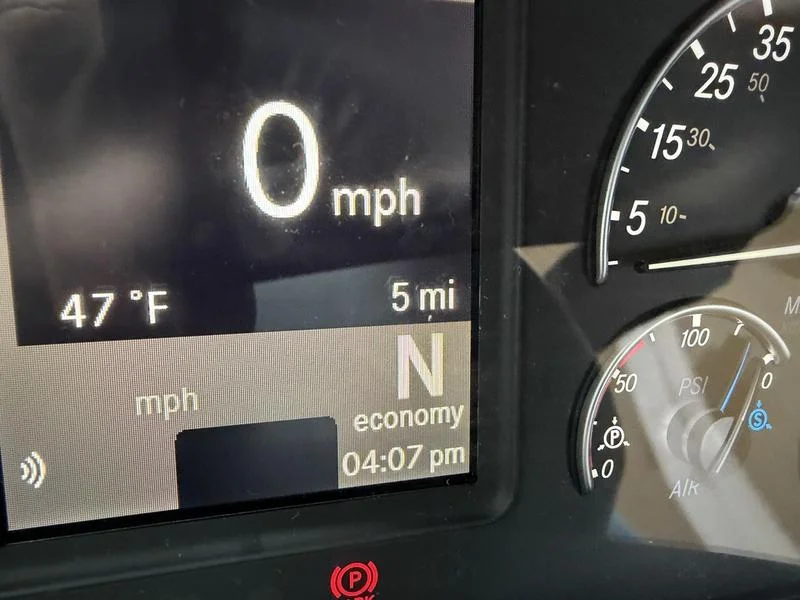 2026 Freightliner Cascadia in Pittsburgh, PA — photo 15