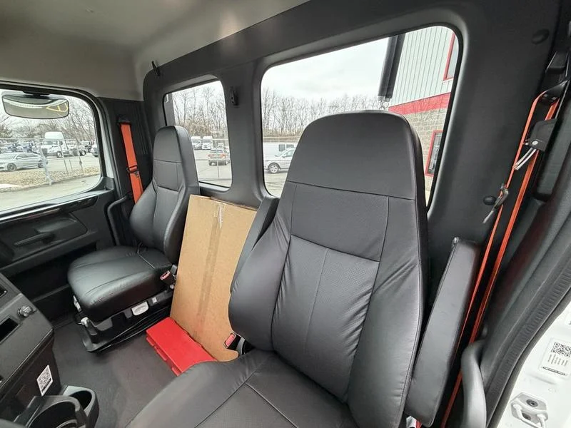 2026 Freightliner Cascadia in Pittsburgh, PA — photo 19