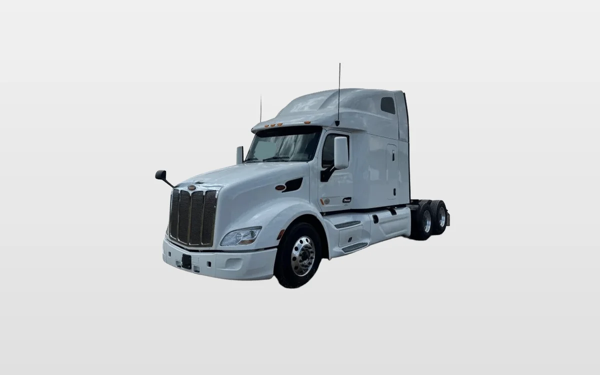 2022 Peterbilt 579 - image 1