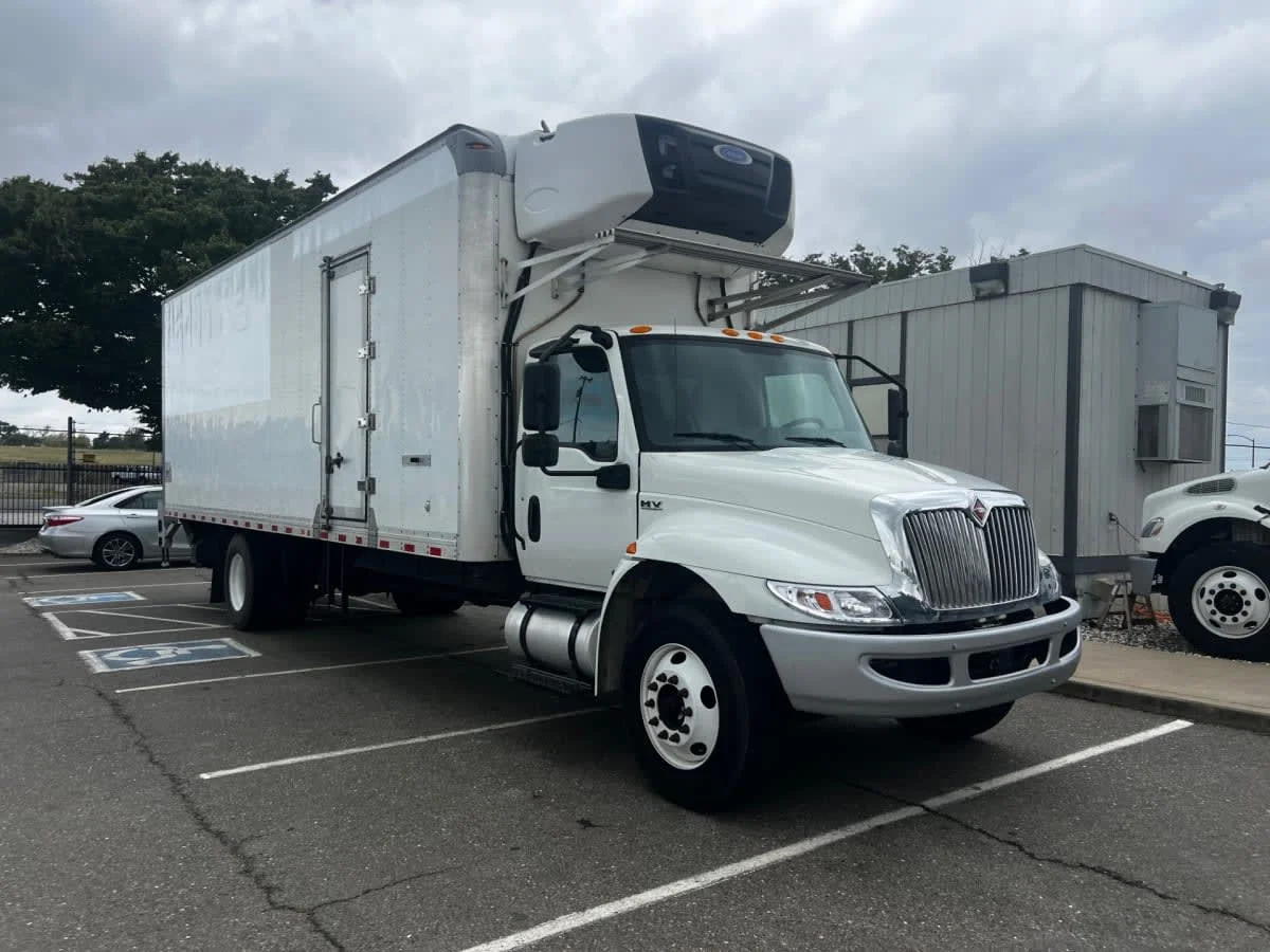 2019 International MV in Fontana, CA — photo 3