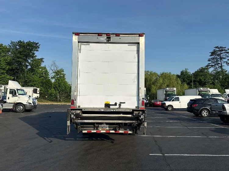 2019 Freightliner eM2 in Jessup, MD — photo 7