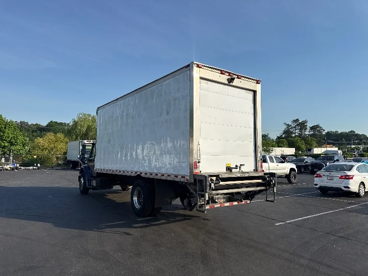2019 Freightliner eM2 in Jessup, MD — photo 6