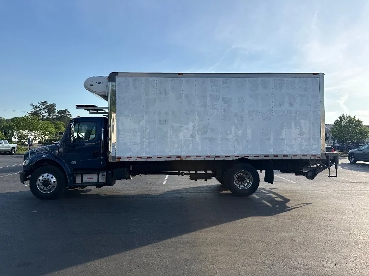 2019 Freightliner eM2 in Jessup, MD — photo 4