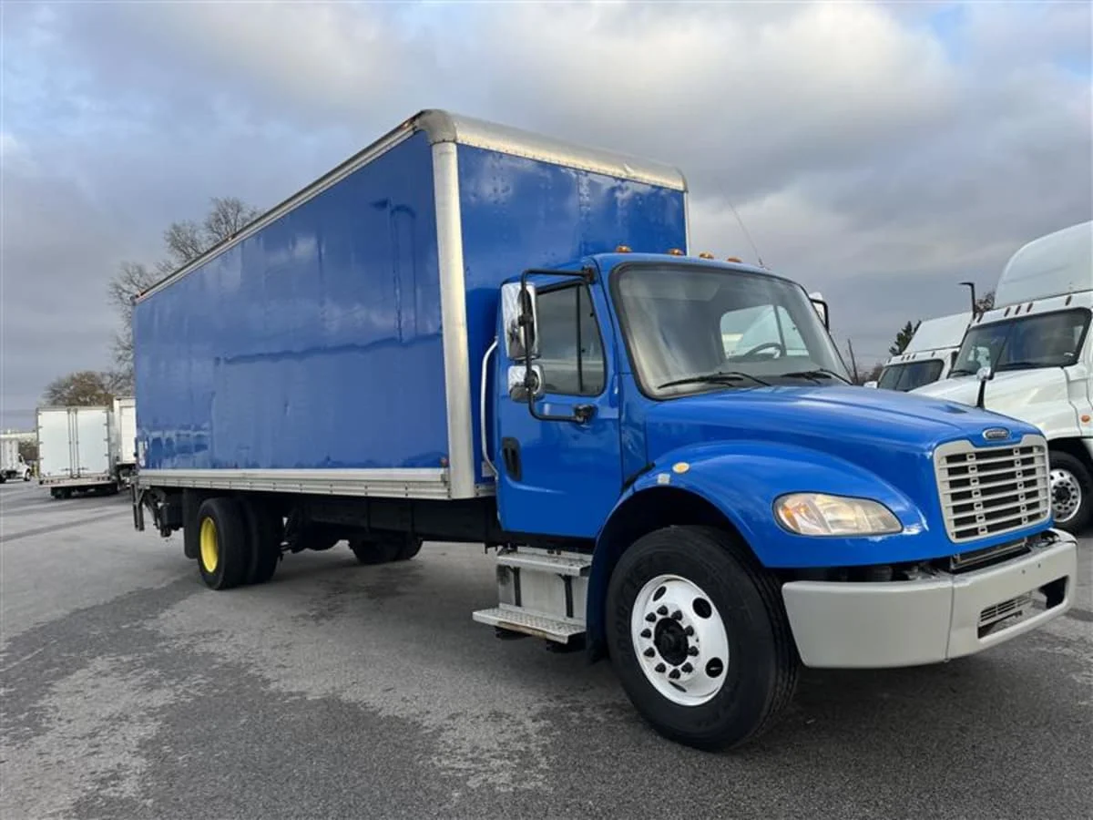 2018 Freightliner M2 106 in Beltsville, MD — photo 3