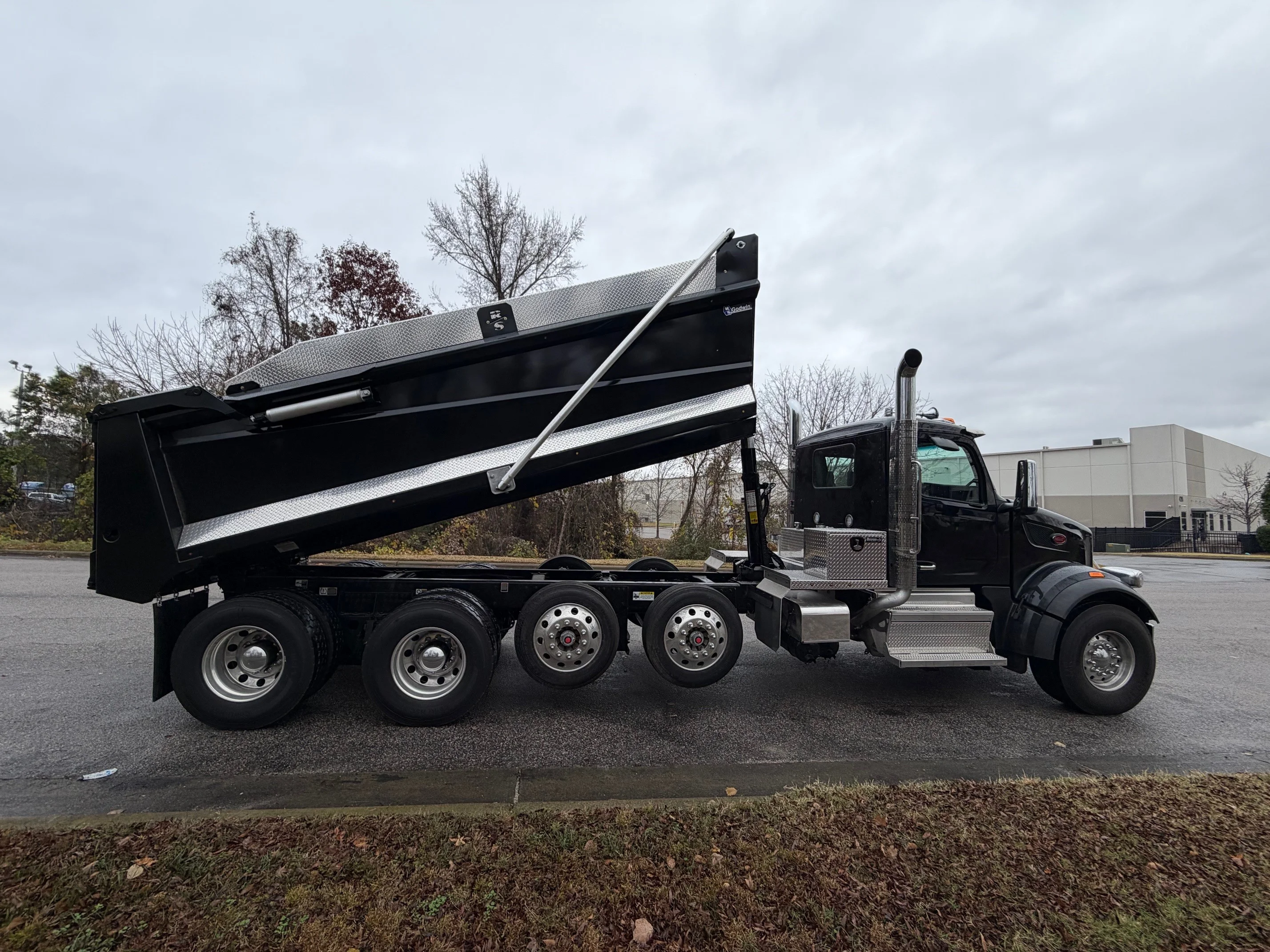 2026 Peterbilt 567 in Greensboro, NC — photo 6