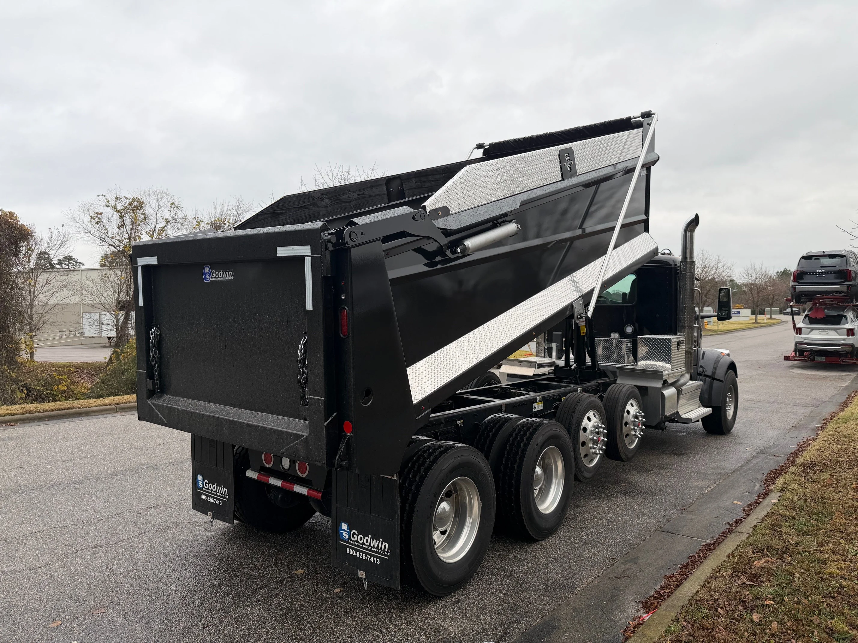 2026 Peterbilt 567 in Greensboro, NC — photo 5