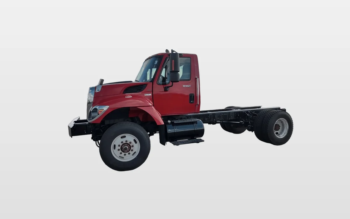 2011 International - image 1