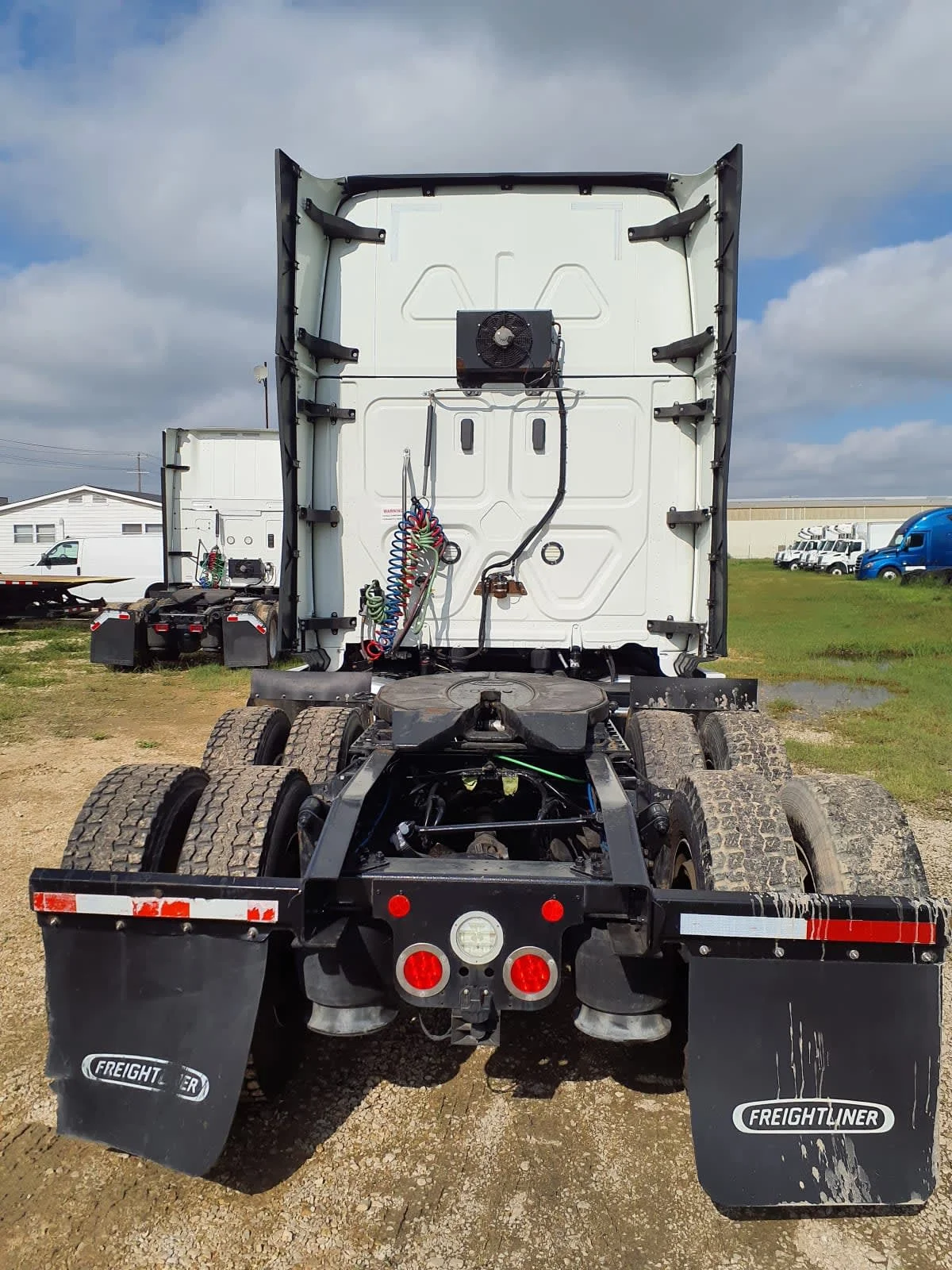 2020 Freightliner Cascadia in Converse, TX — photo 5