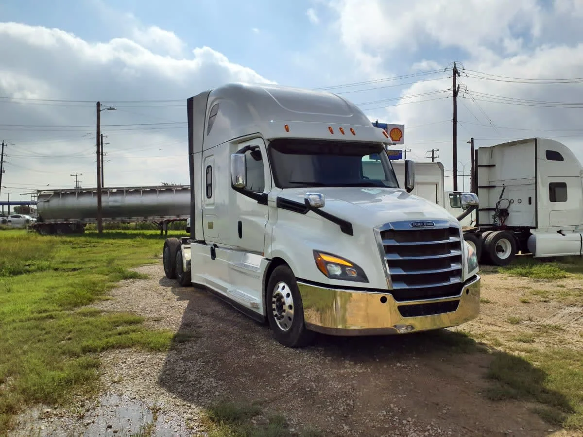 2020 Freightliner Cascadia