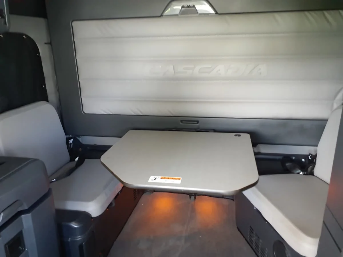 2020 Freightliner Cascadia in Converse, TX — photo 8