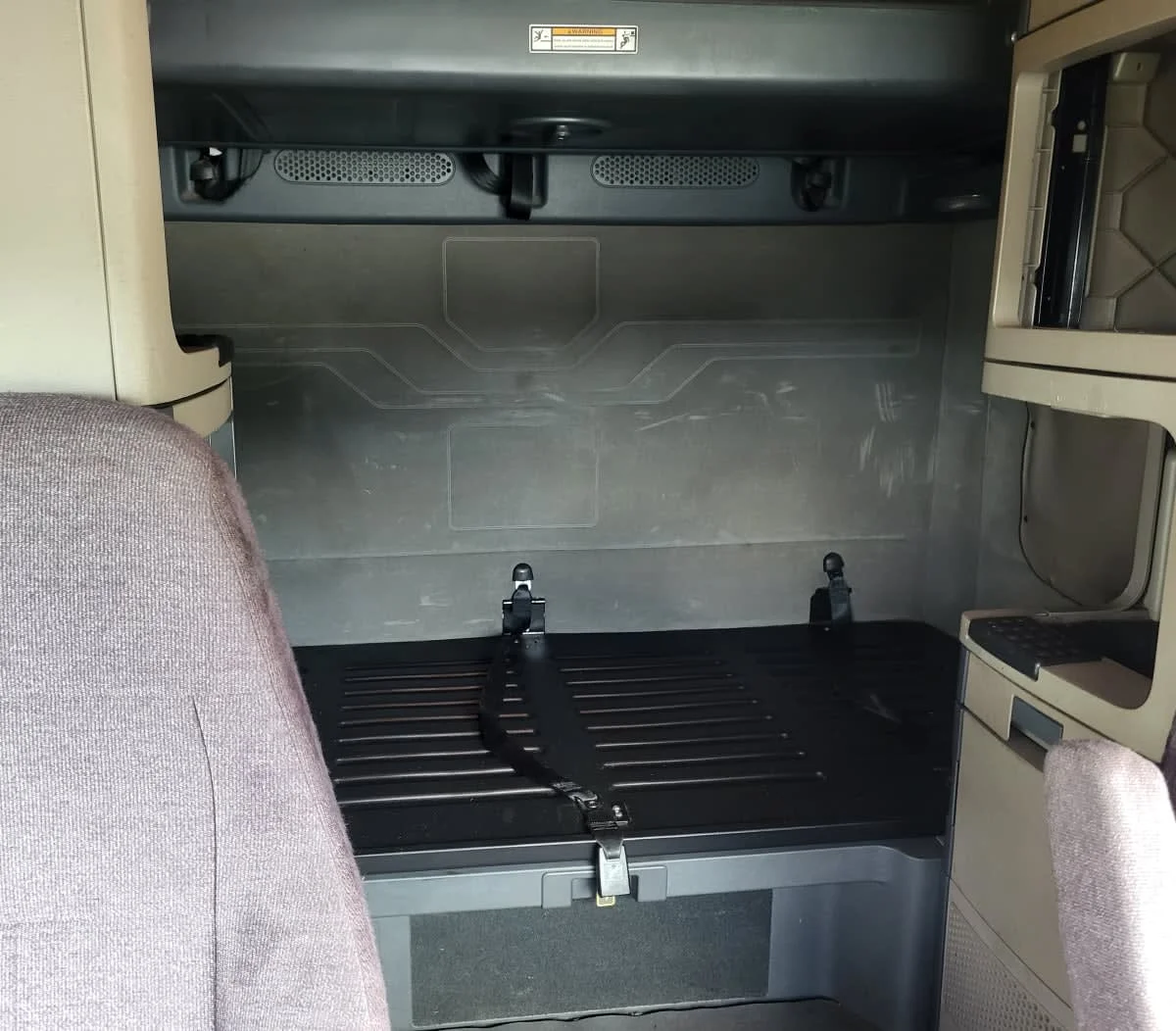 2019 Freightliner Cascadia in Jacksonville, FL — photo 13