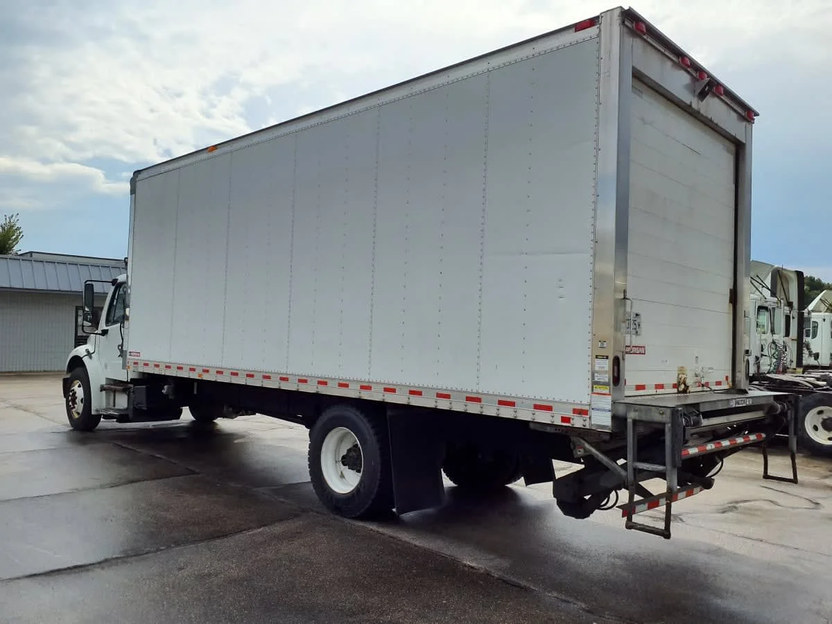 2020 Freightliner M2 106 in Oak Creek, WI — photo 6