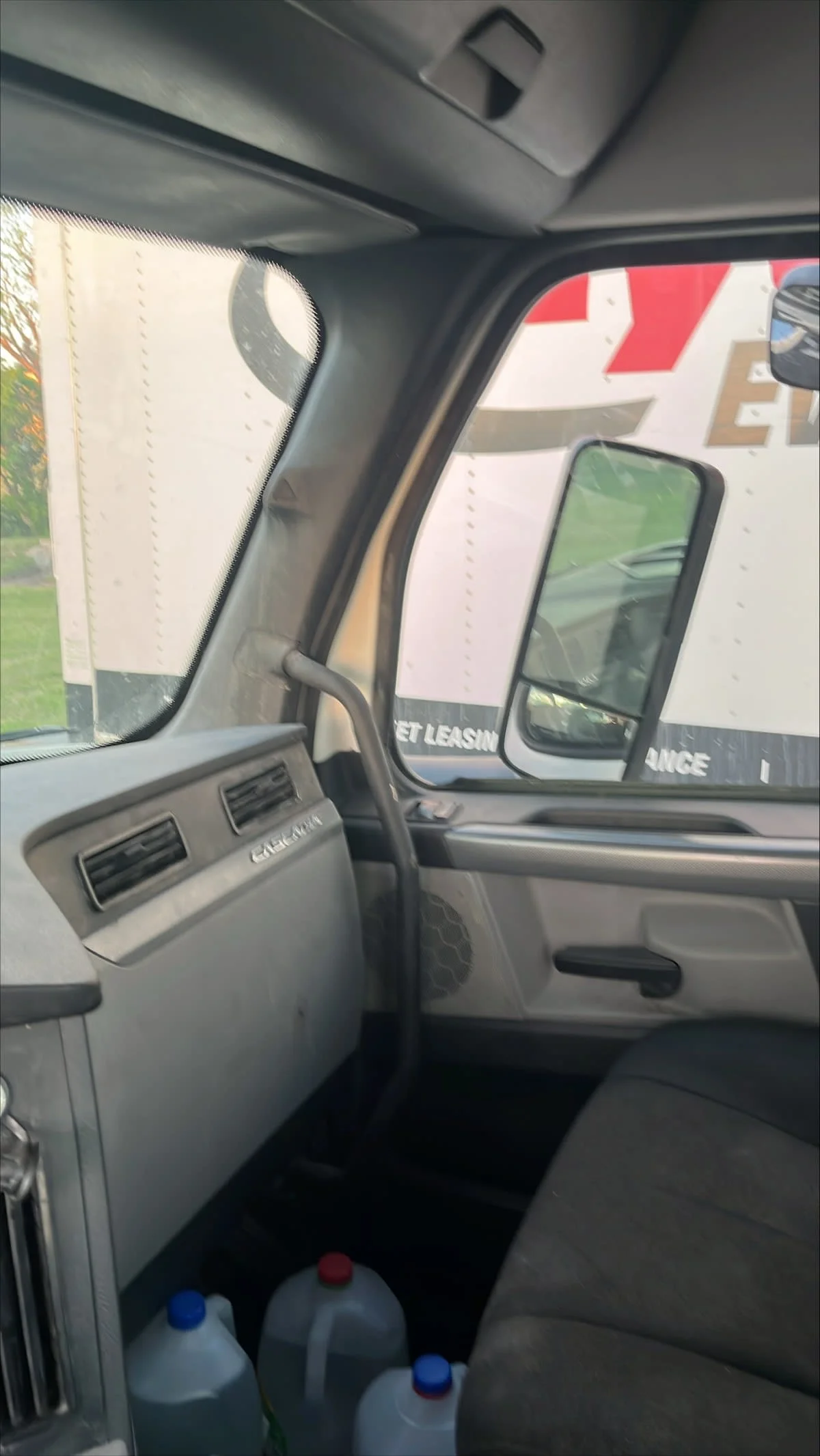 2020 Freightliner Cascadia in Oklahoma City, OK — photo 10