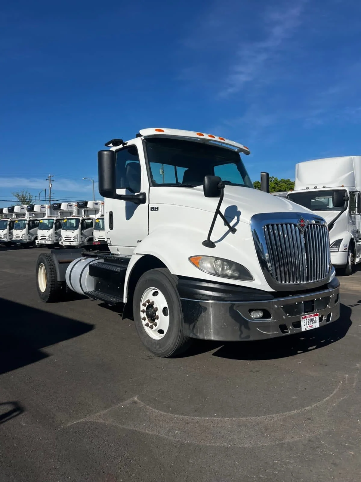 2019 International RH in West Sacramento, CA — photo 3