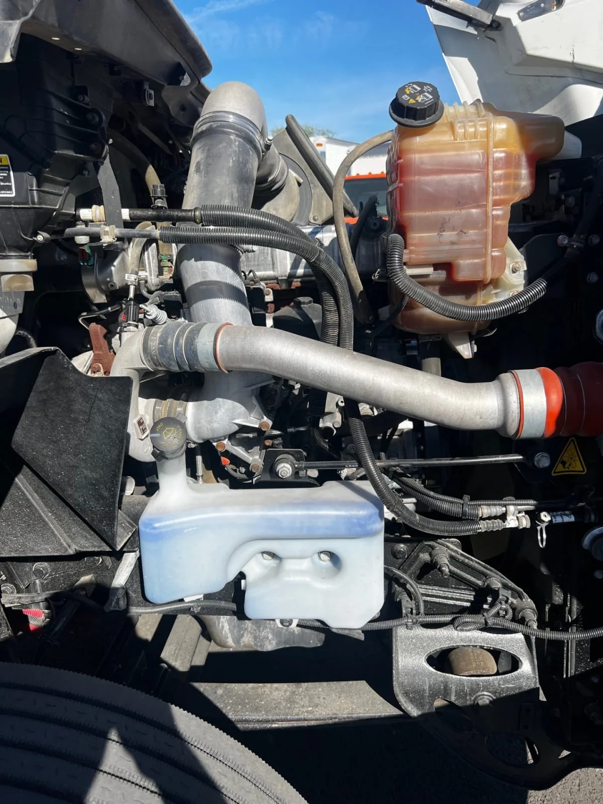 2019 International RH in West Sacramento, CA — photo 8