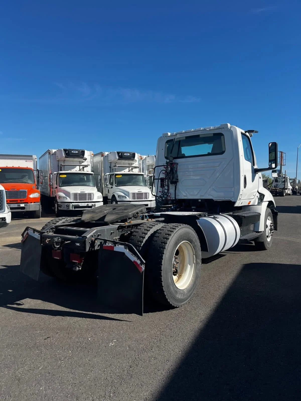 2019 International RH in West Sacramento, CA — photo 4