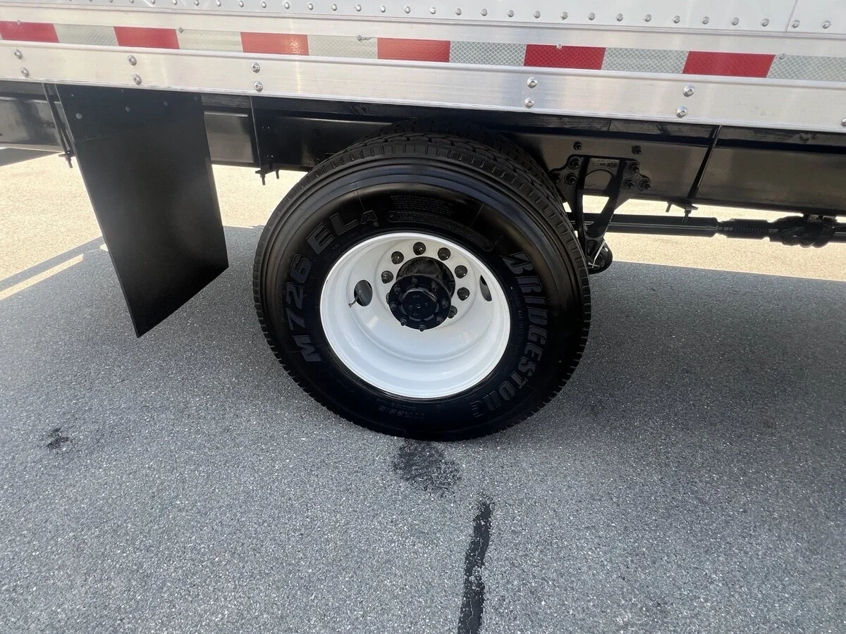 2025 International MV - image 7