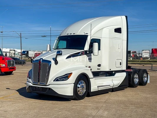 2027 Kenworth T680 in Dallas, TX — photo 2