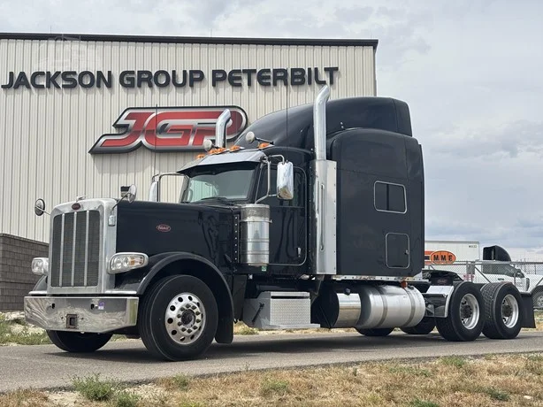 2022 Peterbilt 389 in Casper, WY