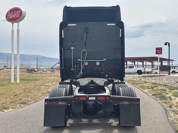 2022 Peterbilt 389 in Casper, WY — photo 6