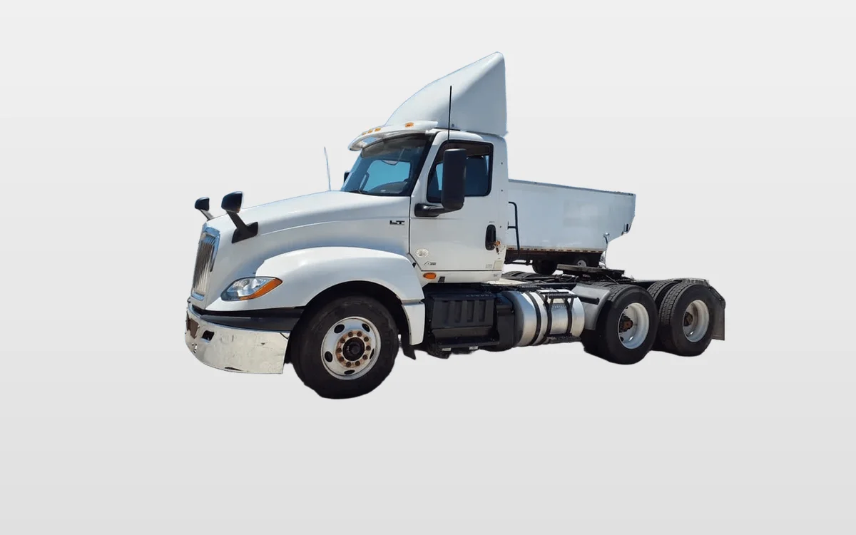 2019 International - image 1