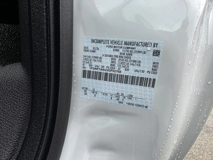 2027 Ford F-750 — photo 22