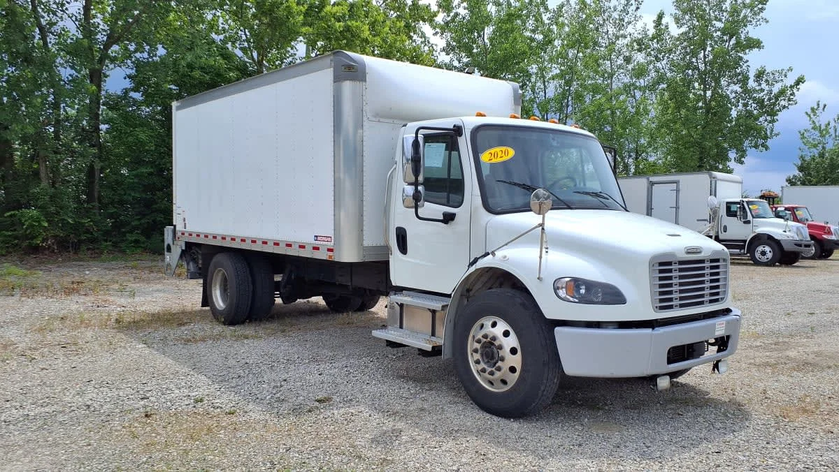 2020 Freightliner M2 106 in West Chester, OH — photo 3