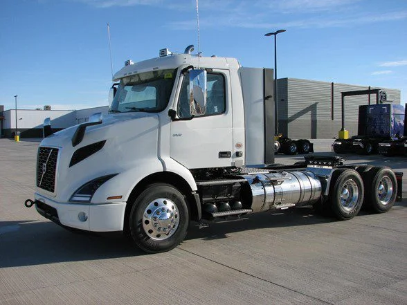 2026 Volvo VNR 640