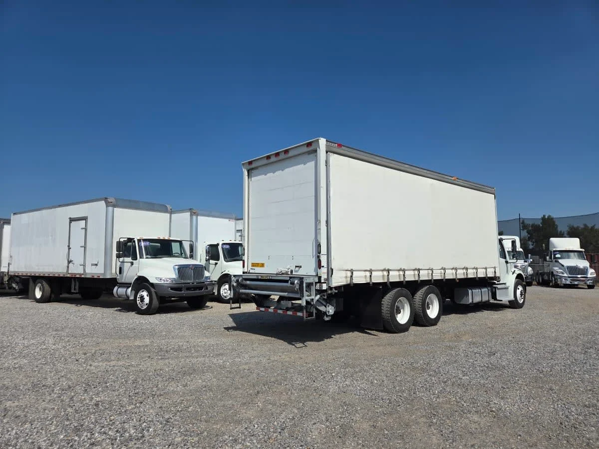 2020 Freightliner M2 106 in St. Rose, LA — photo 4
