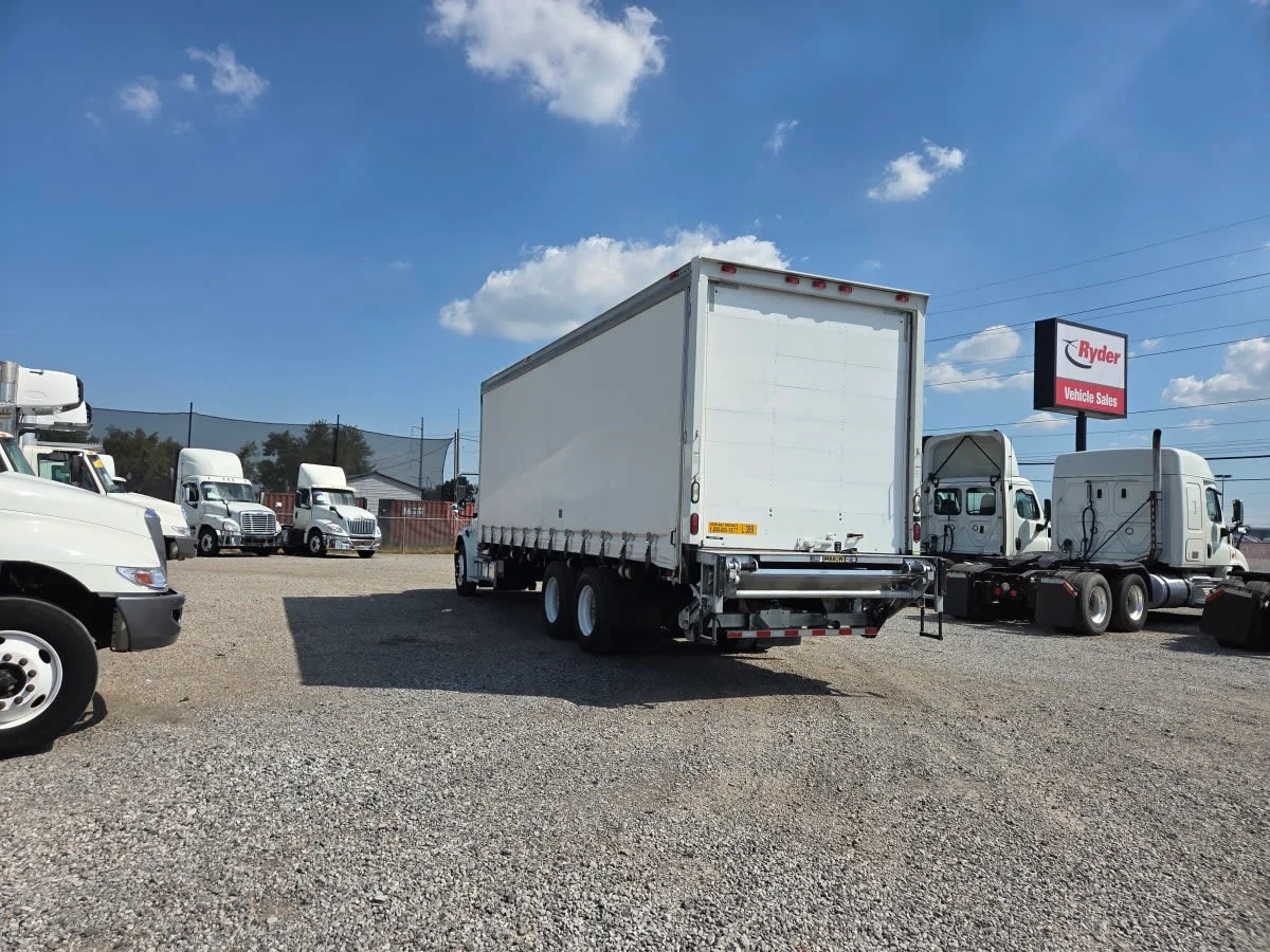2020 Freightliner M2 106 in St. Rose, LA — photo 6