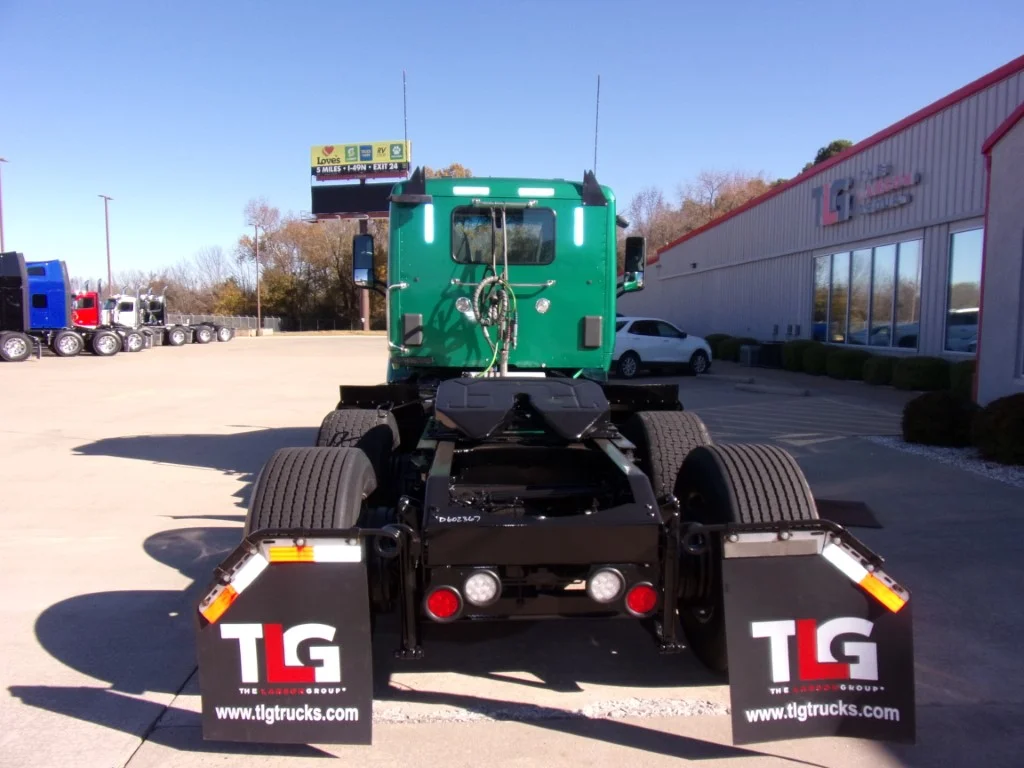 2020 Peterbilt 579 - image 7