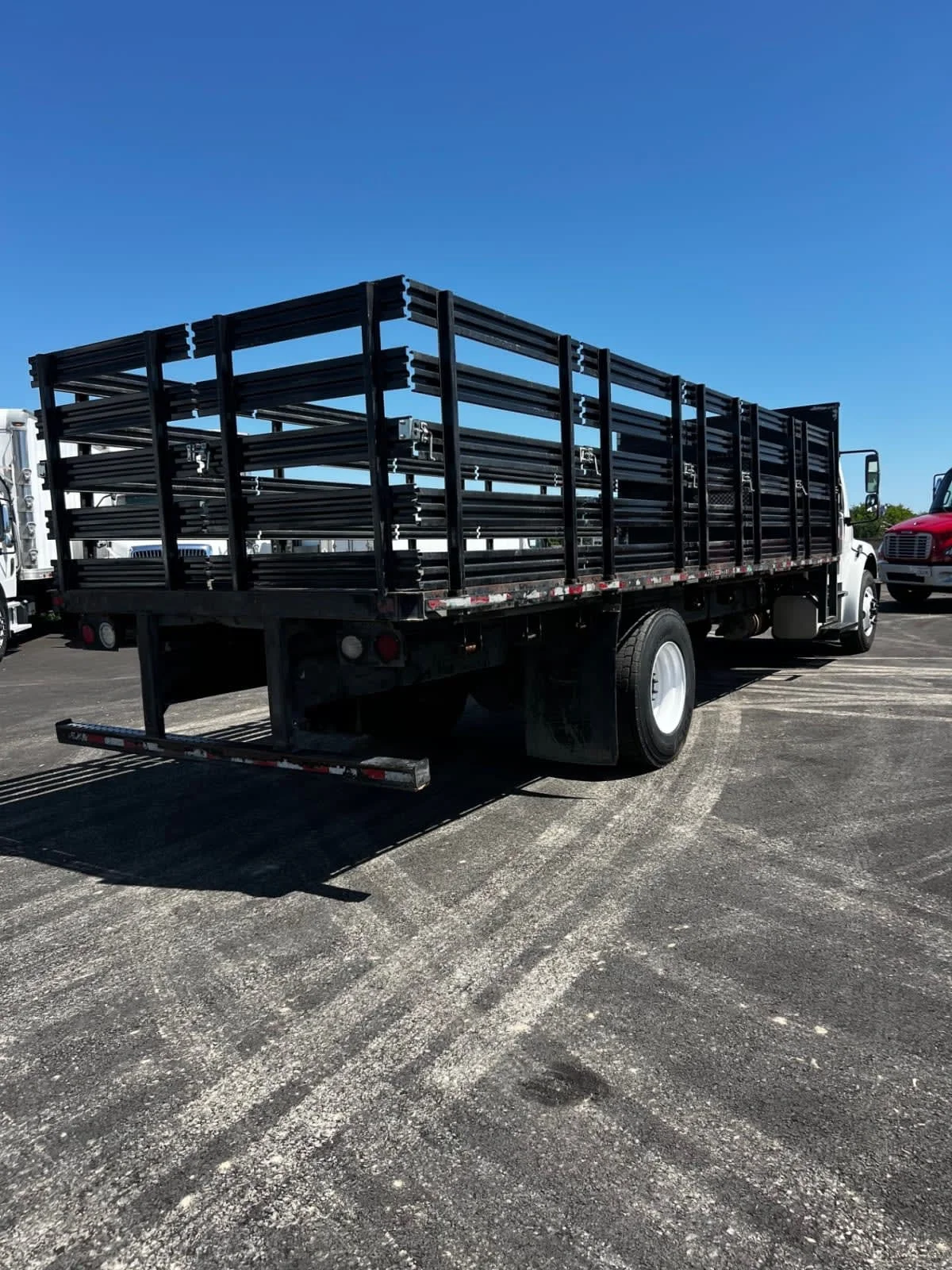 2020 Freightliner M2 106 in West Sacramento, CA — photo 4