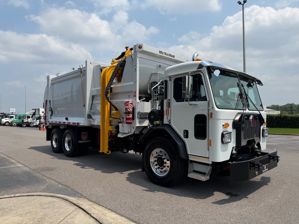 2027 Kenworth in Birmingham, AL — photo 2